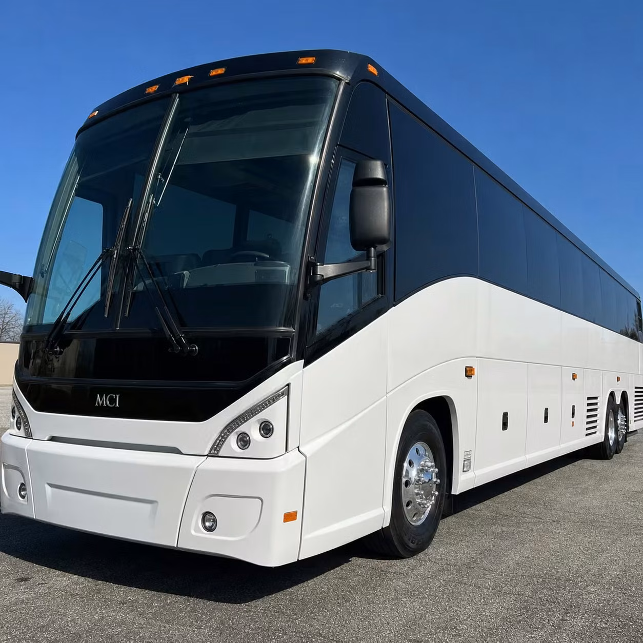 choosing the right bus size for your allen airport transfer