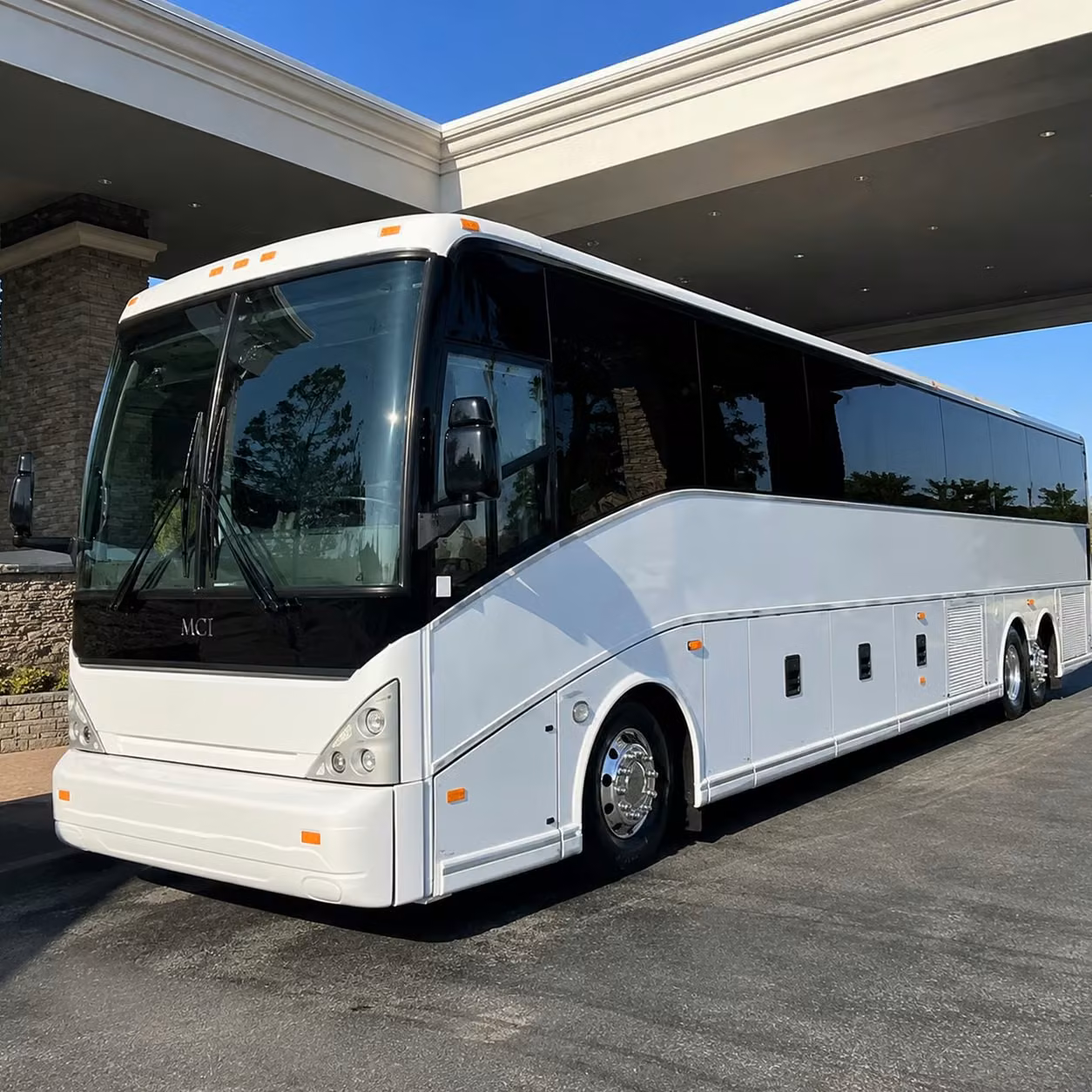 finding airport transportation in allen that fits your group and your budget